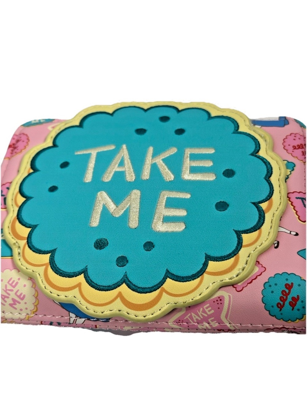Disney Loungefly Alice in Wonderland Scented Cookie Wallet-Take Me Zip Around - Picture 7 of 10
